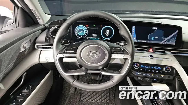 Hyundai AVANTE 2021 — фото 14