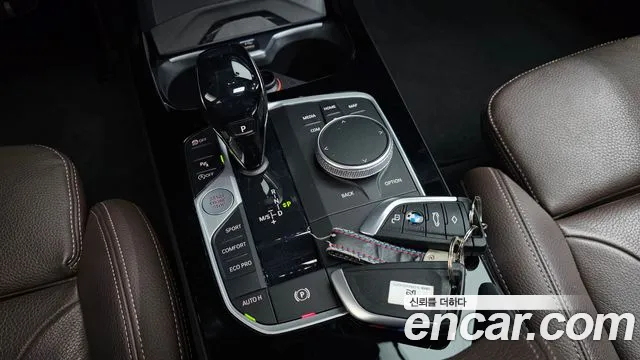 BMW 1-Series 2021 — фото 11
