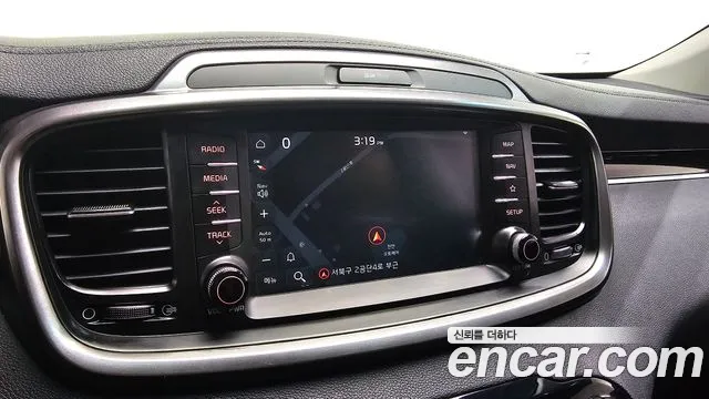 Kia Sorento 2018 — фото 15