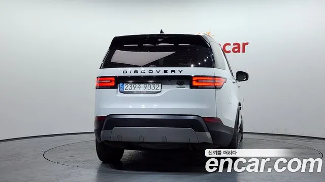 Land Rover Discovery 2020 — фото 4