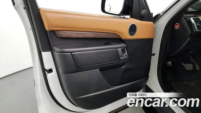 Land Rover Discovery 2020 — фото 14