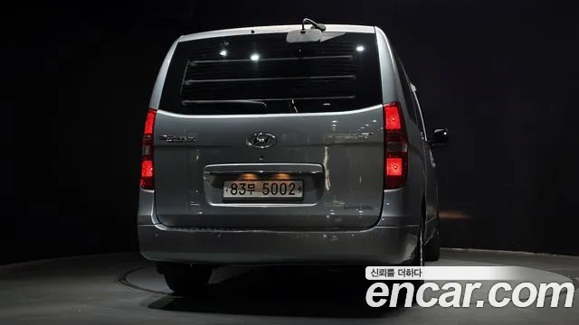 Hyundai Starex 2014 — фото 4