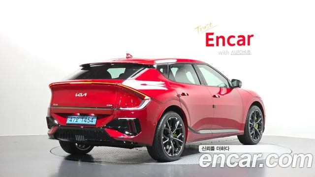 Kia EV6 2025 — фото 2