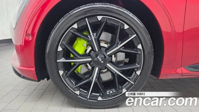 Kia EV6 2025 — фото 5