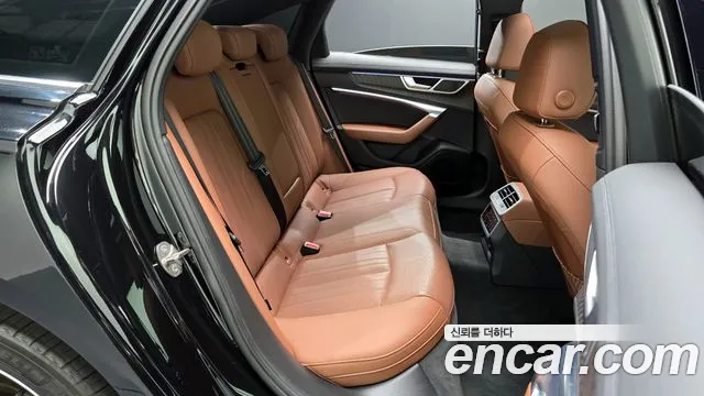 Audi A6 2022 — фото 16
