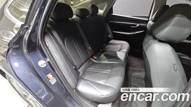Hyundai Sonata 2020 — фото 17