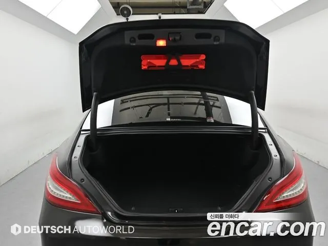 Mercedes-Benz CLS-Class 2017 — фото 19