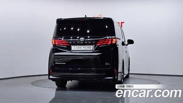 Toyota Alphard 2025 — фото 4