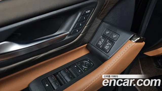 Toyota Alphard 2025 — фото 16