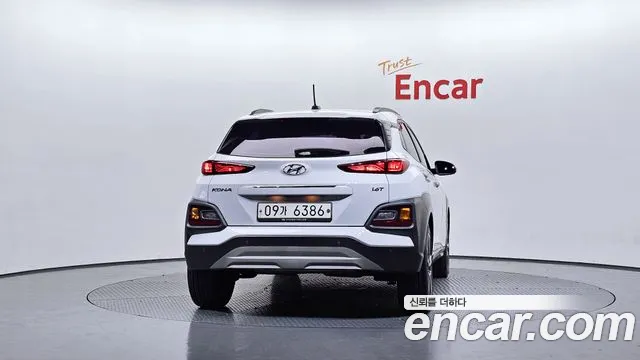 Hyundai Kona 2018 — фото 4