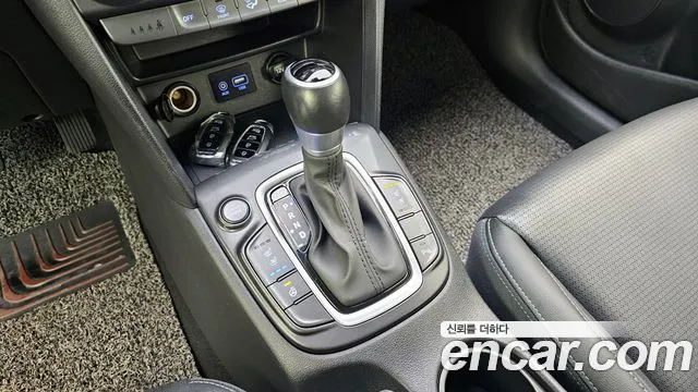 Hyundai Kona 2018 — фото 12