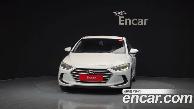 Hyundai AVANTE 2016 — фото 3