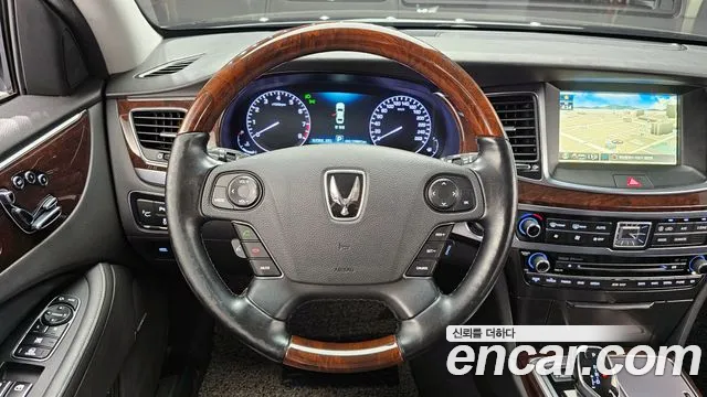 Hyundai Equus 2015 — фото 13