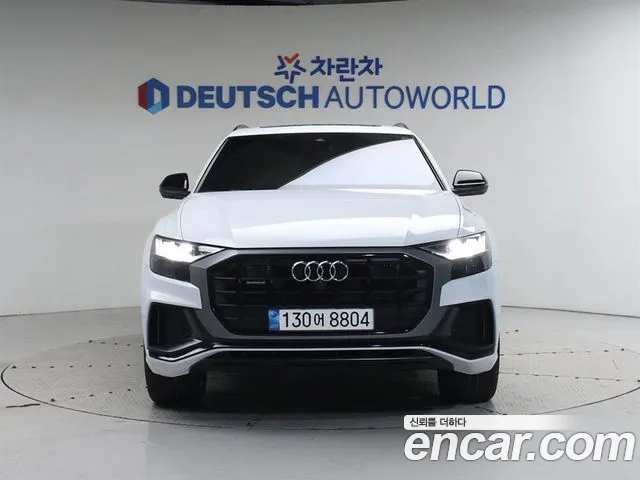 Audi Q8 2023 — фото 3