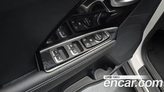 Kia Niro 2021 — фото 20