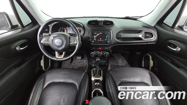 Jeep Renegade 2016 — фото 7