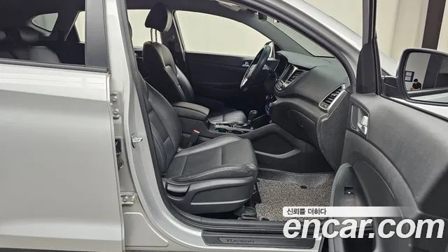 Hyundai Tucson 2018 — фото 17