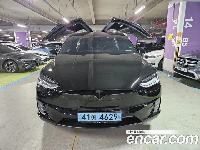 Tesla Model X 2020 — фото 3