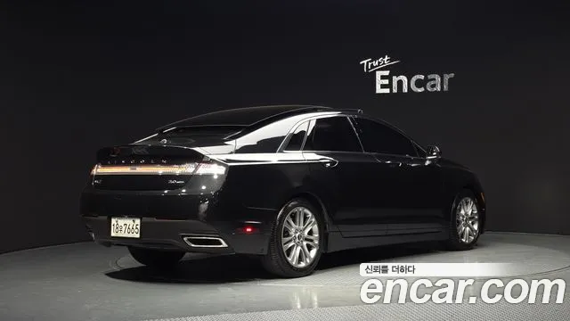 Lincoln MKZ 2015 — фото 2