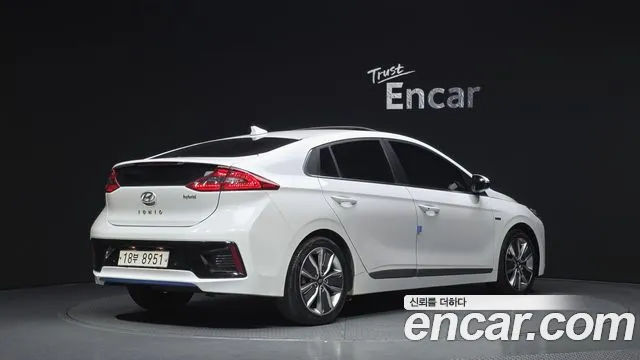 Hyundai Ioniq 2016 — фото 2