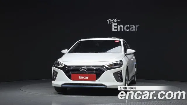Hyundai Ioniq 2016 — фото 3