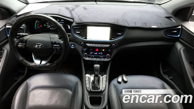Hyundai Ioniq 2016 — фото 10