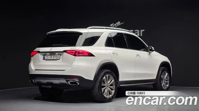 Mercedes-Benz GLE-Class 2021 — фото 2