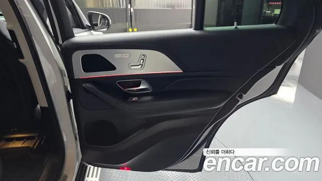 Mercedes-Benz GLE-Class 2021 — фото 15