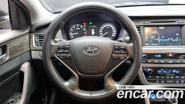 Hyundai Sonata 2015 — фото 12
