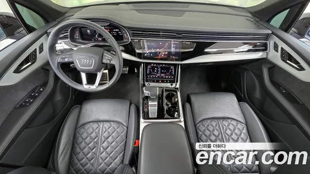 Audi Q7 2023 — фото 10