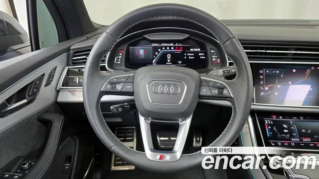Audi Q7 2023 — фото 19