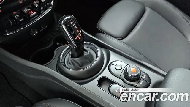 Mini Clubman 2020 — фото 12