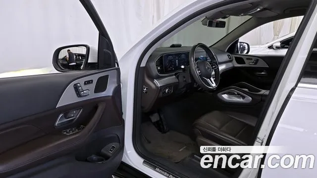 Mercedes-Benz GLE-Class 2019 — фото 13