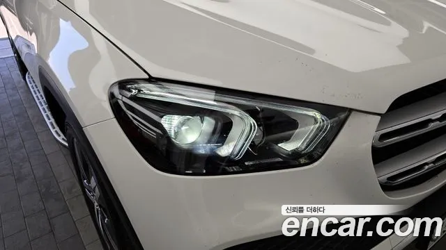 Mercedes-Benz GLE-Class 2019 — фото 8