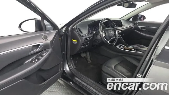 Hyundai Sonata 2020 — фото 13