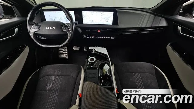 Kia EV6 2024 — фото 10