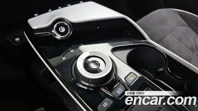Kia EV6 2024 — фото 12