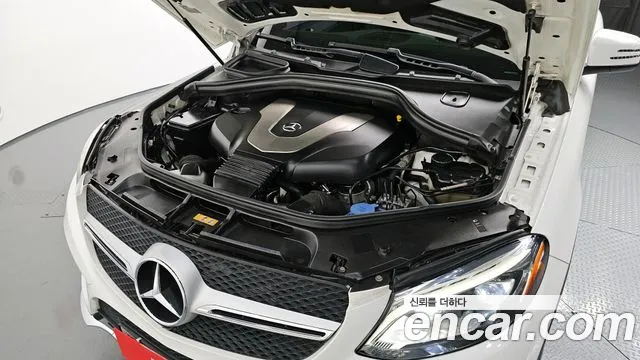 Mercedes-Benz GLE-Class 2017 — фото 6