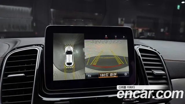 Mercedes-Benz GLE-Class 2017 — фото 14