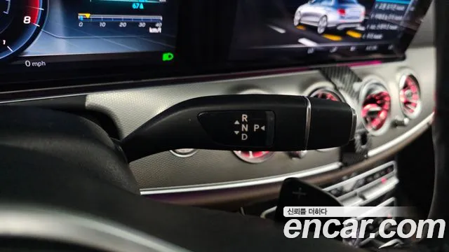 Mercedes-Benz E-Class 2019 — фото 12