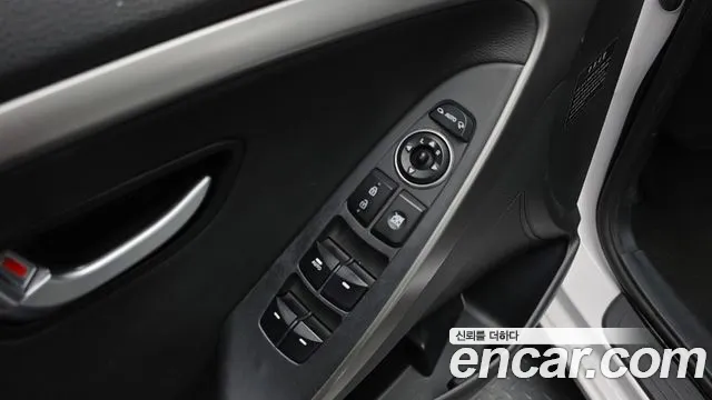 Hyundai i30 2012 — фото 17
