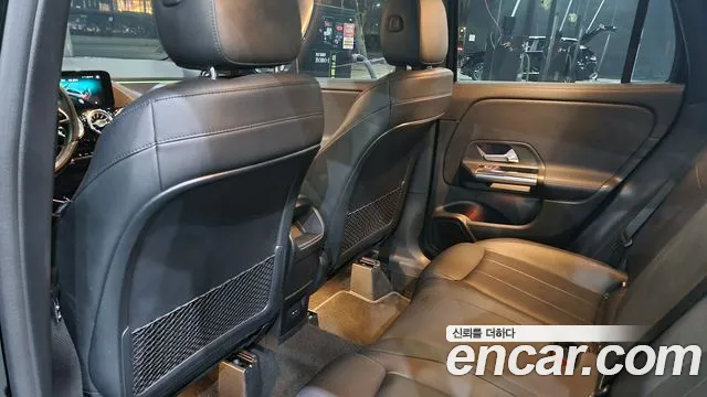 Mercedes-Benz GLA-Class 2021 — фото 10