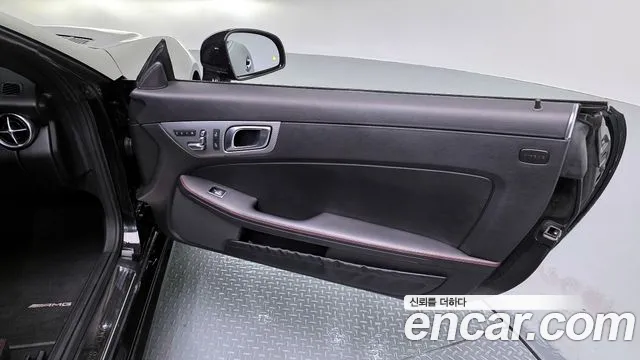 Mercedes-Benz SLC-Class 2017 — фото 14