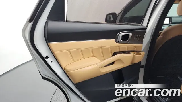 Kia Sorento 2021 — фото 15
