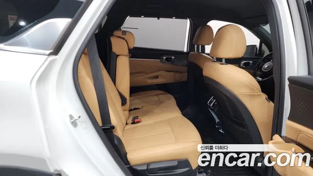 Kia Sorento 2021 — фото 16