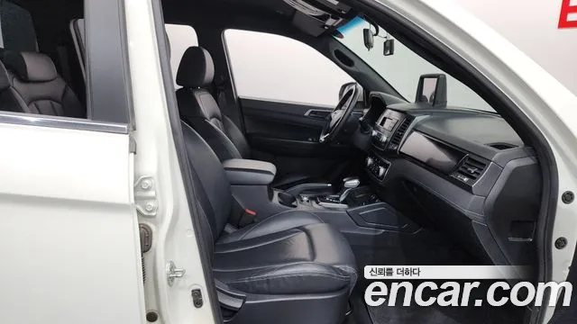 KG_Mobility_Ssangyong Rexton 2022 — фото 17
