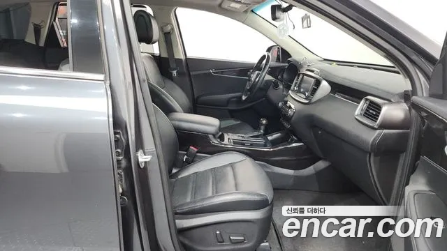Kia Sorento 2015 — фото 11