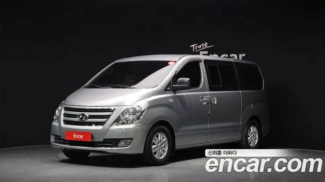 Hyundai Starex 2016 — фото 1