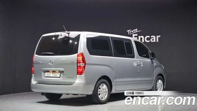 Hyundai Starex 2016 — фото 2