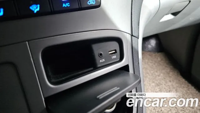 Hyundai Starex 2016 — фото 18
